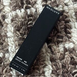 MADLUVV Prime Me Brow Primer